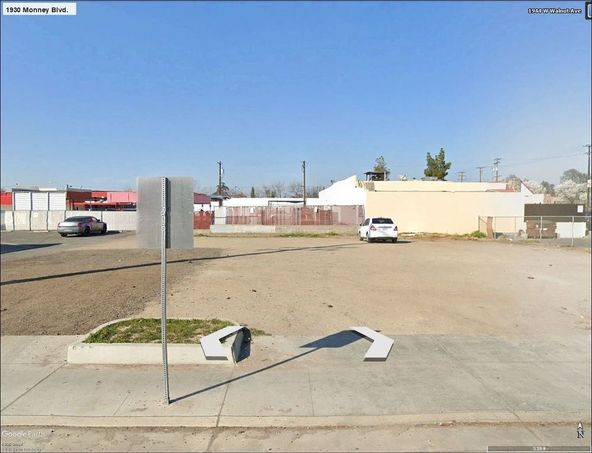 1930 S Mooney Blvd, Visalia, CA 93277